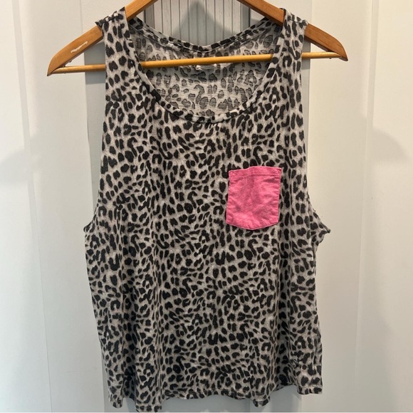 PINK Victoria's Secret Tops - PINK Victoria's Secret Leopard Tank with Pink Accent